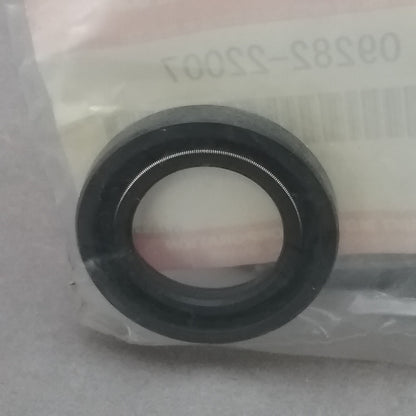 NEW GENUINE SUZUKI 09282-22007 OIL SEAL