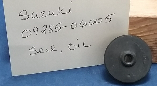 NEW REPLACES SUZUKI 09285-06005 SEAL, OIL 6X30X7 CLUTCH T305 T350