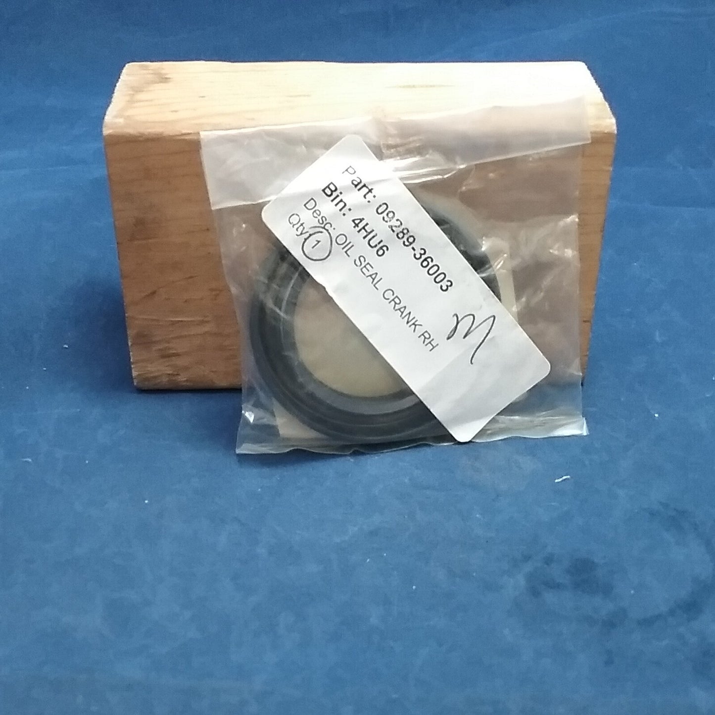 NEW GENUINE SUZUKI 09289-36003 OIL SEAL, RH 36X52X8 CRANKSHAFT RM250