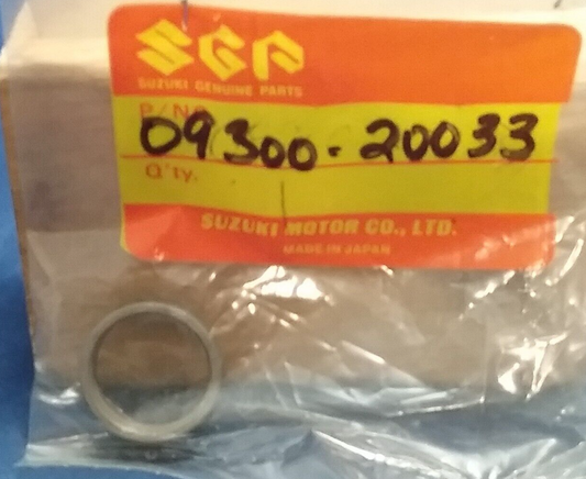 NEW GENUINE SUZUKI 09300-20033 BUSH, 1ST DRIVEN TRANSMISSION ALT125 LT125