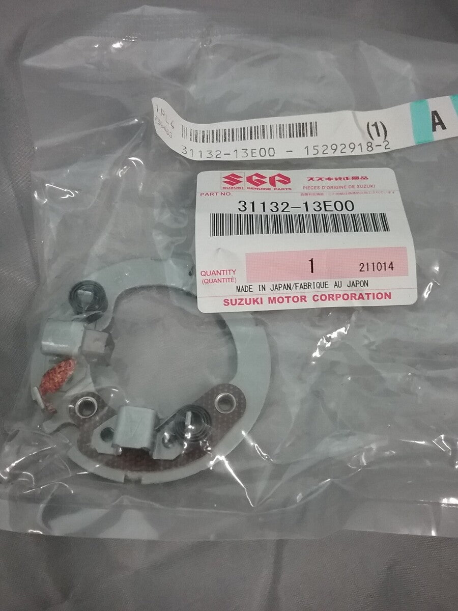 NEW GENUINE SUZUKI 31132-13E00 HOLDER SET, BRUSH STARTING MOTOR DR-Z400