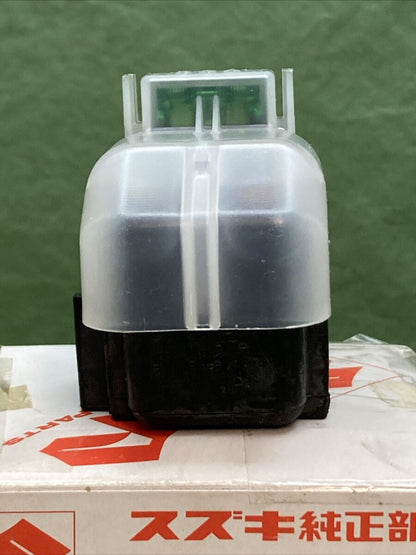 NEW GENUINE SUZUKI 31800-38G10/31800-38G00 RELAY ASSY STARTING MOTOR VZR1800