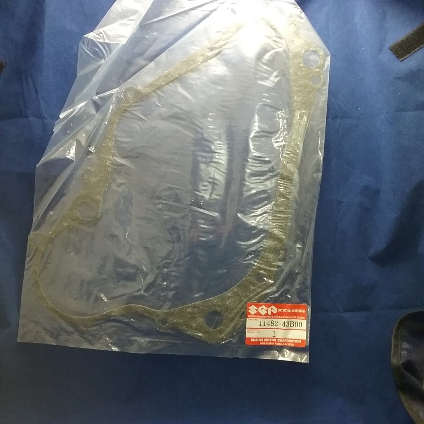 NEW GENUINE SUZUKI 11482-43B00 GASKET, CLUTCH COVER QUADRACER LT500