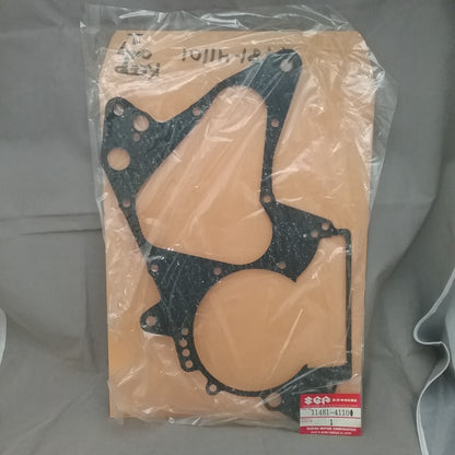 QTY2 NEW SUZUKI 11481-41101 CRANK CASE GASKET 1976-1979
