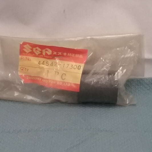 NEW GENUINE SUZUKI 44542-17300 CUSHION, UPPER REAR RM80