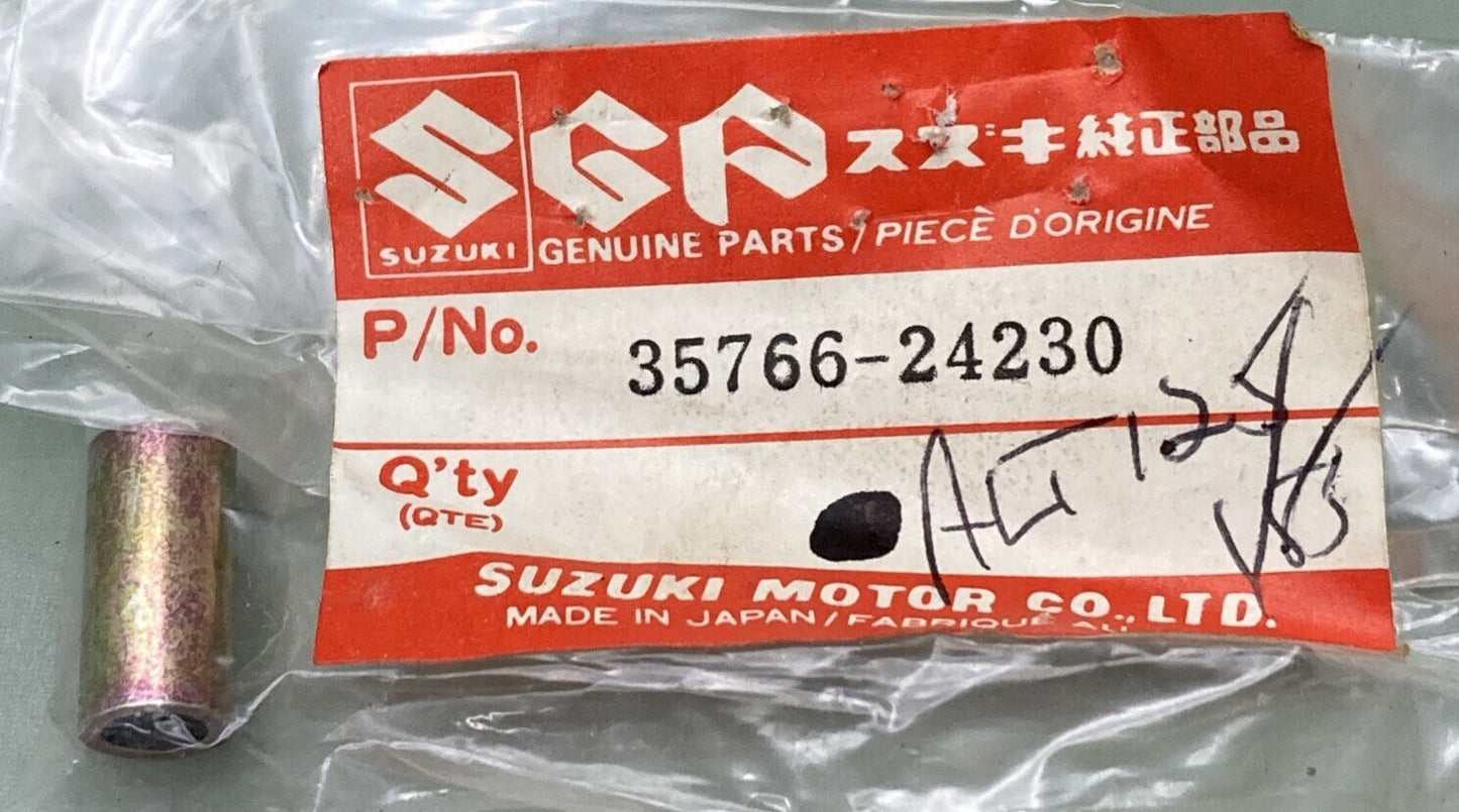 NEW GENUINE SUZUKI 35766-24230 SPACER, TAIL LAMP LT125 ALT125 1983