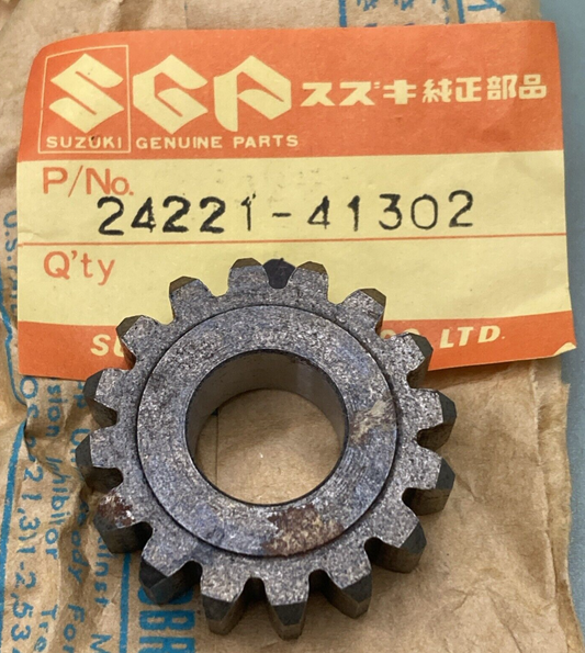 NEW GENUINE SUZUKI 24221-41302 GEAR, 2ND DRIVE RM125 RM100 1977-1981
