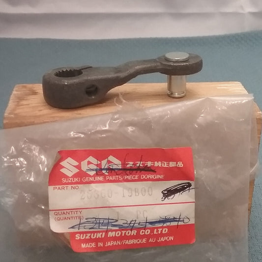 NEW GENUINE SUZUKI 25360-19B00 ARM, DIFFERENTIAL LOCKING QUADRUNNER