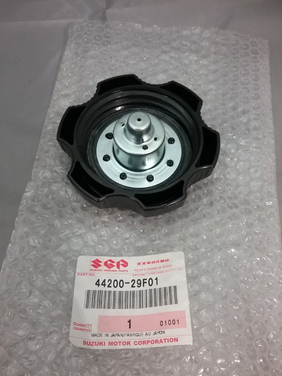 NEW GENUINE SUZUKI 4200-29F01 CAP ASSY,FUEL TANK FILLER