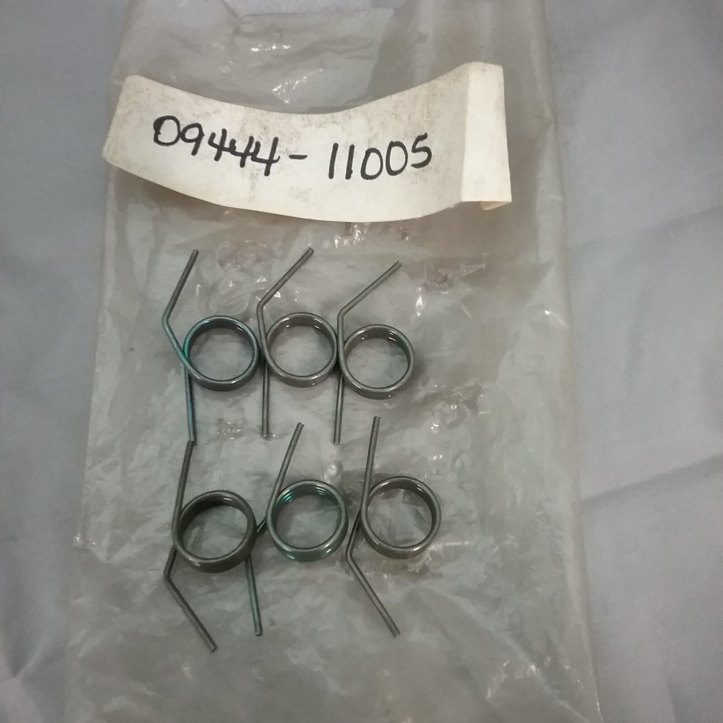 QTY 4 NEW REPLACES SUZUKI 09444-11005 STAND - REAR BRAKE SPRING DR125