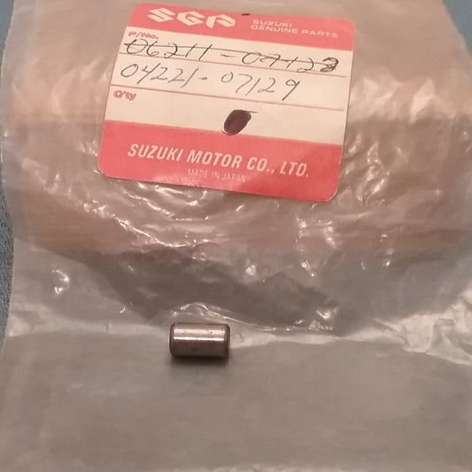 NEW SUZUKI 04221-07129 PIN, KICK STARTER 1967-2021