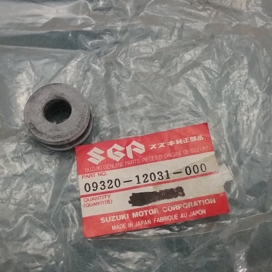 NEW GENIUNE SUZUKI 09320-12031-000 CUSHION, MUFFLER