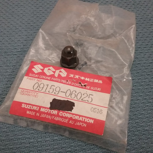 NEW GENUINE SUZUKI 09159-06025 COWLING NUT 1982-1984