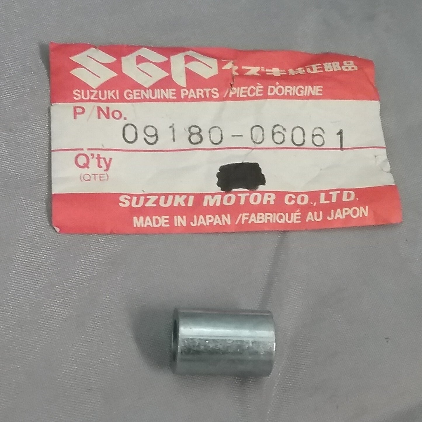 NEW GENUINE SUZUKI 09180-06061 SPACER, UPPER A100