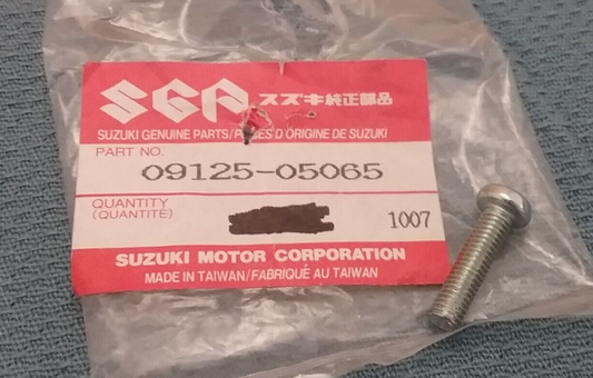 NEW GENUINE SUZUKI 09125-05065 SCREW 5X22 1993-2003