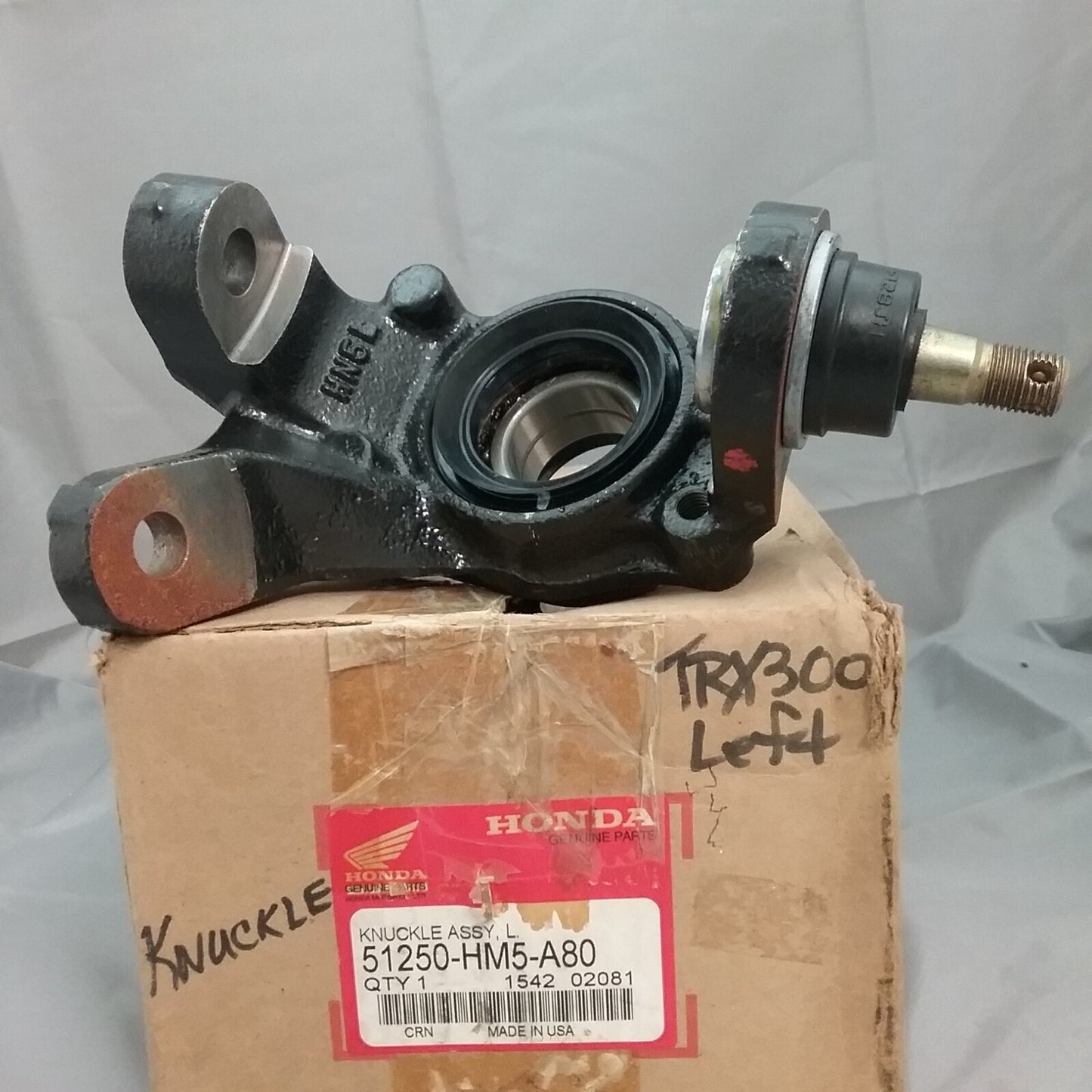NEW GENUINE HONDA 51250-HM5-A80 KNUCKLE ASSEMBLY, L. 1996-2000