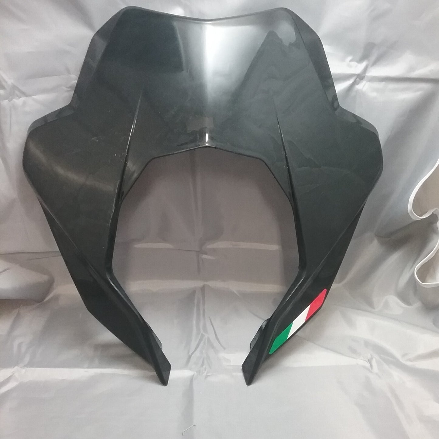 NEW SWM FA00A02184 FRONT FAIRING