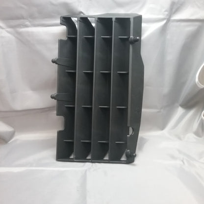 NEW GAS GAS BE73050GG-CLJ-1 RIGHT RADIATOR GRILL BLACK
