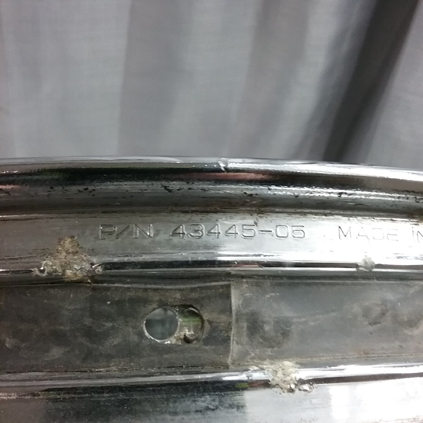 HARLEY DAVIDSON 43445-05 21 x 2.15 Front Wheel Rim Softail Standard FXSTI 2006