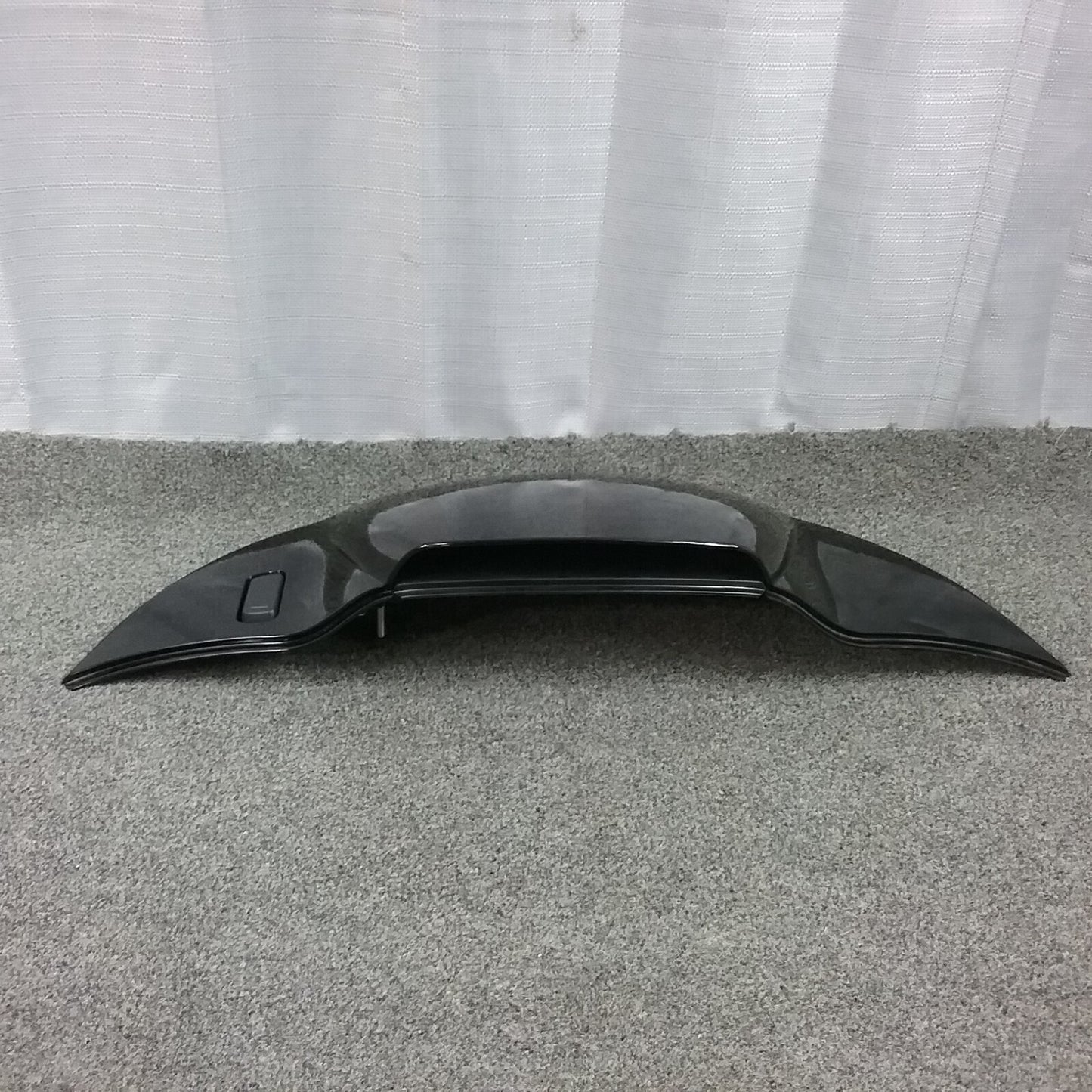 NEW GENUINE HARLEY DAVIDSON 29200042 VIVID BLACK ROAD GLIDE FAIRING AIR DUCT