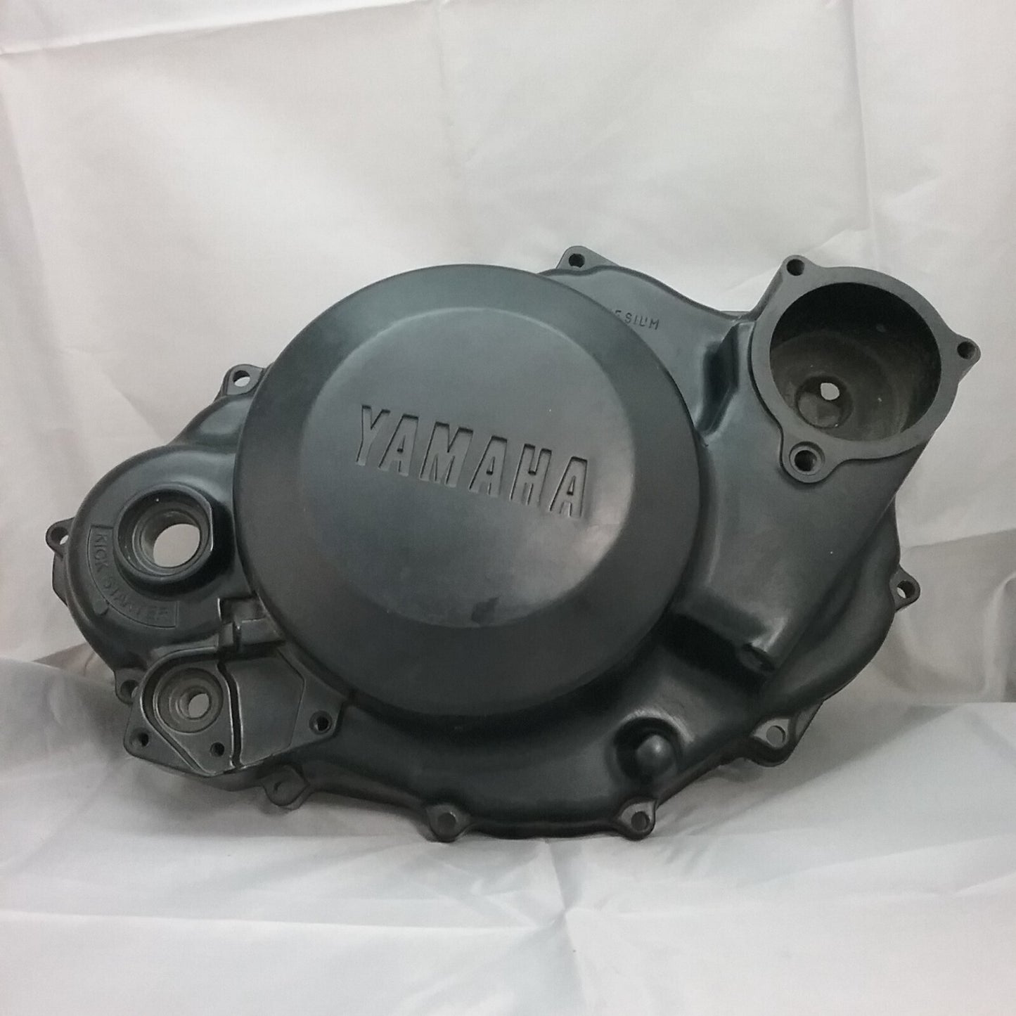 NEW GENUINE YAMAHA 5Y1-15431-03 COVER, CRANKCASE 3 1984-98