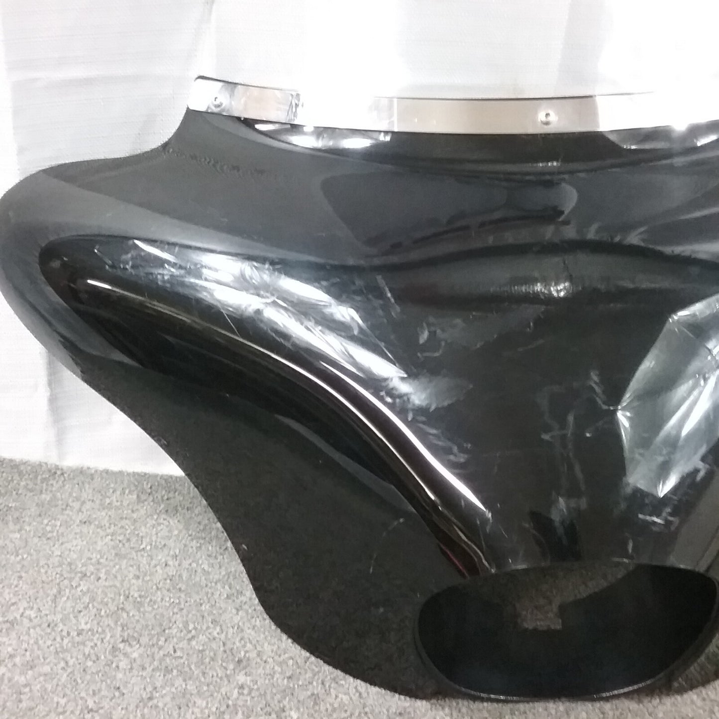 MEMPHIS SHADES MEM7081 Batwing Fairing w/ Windshield & Trigger Lock HD SOFTAIL
