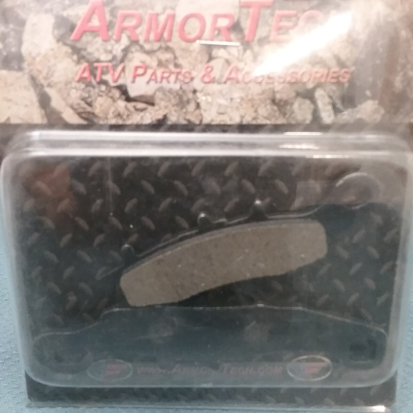 NEW ARMOR TECH AT-05016 BR332B BRAKE PADS