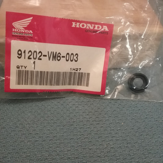NEW GENUINE HONDA 91202-VM6-003, DUST SEAL (8X14X4) 1984