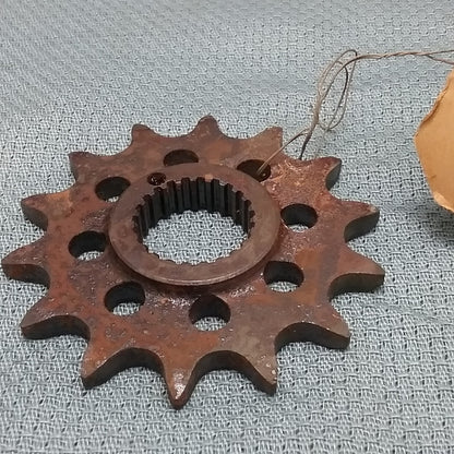 NEW KAWASAKI SPROCKET 13144-051 ENGINE SPROCKET, 14T