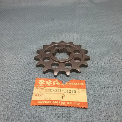 NEW GENUINE SUZUKI 27511-14240 FRONT DRIVE SPROCKET, 15T