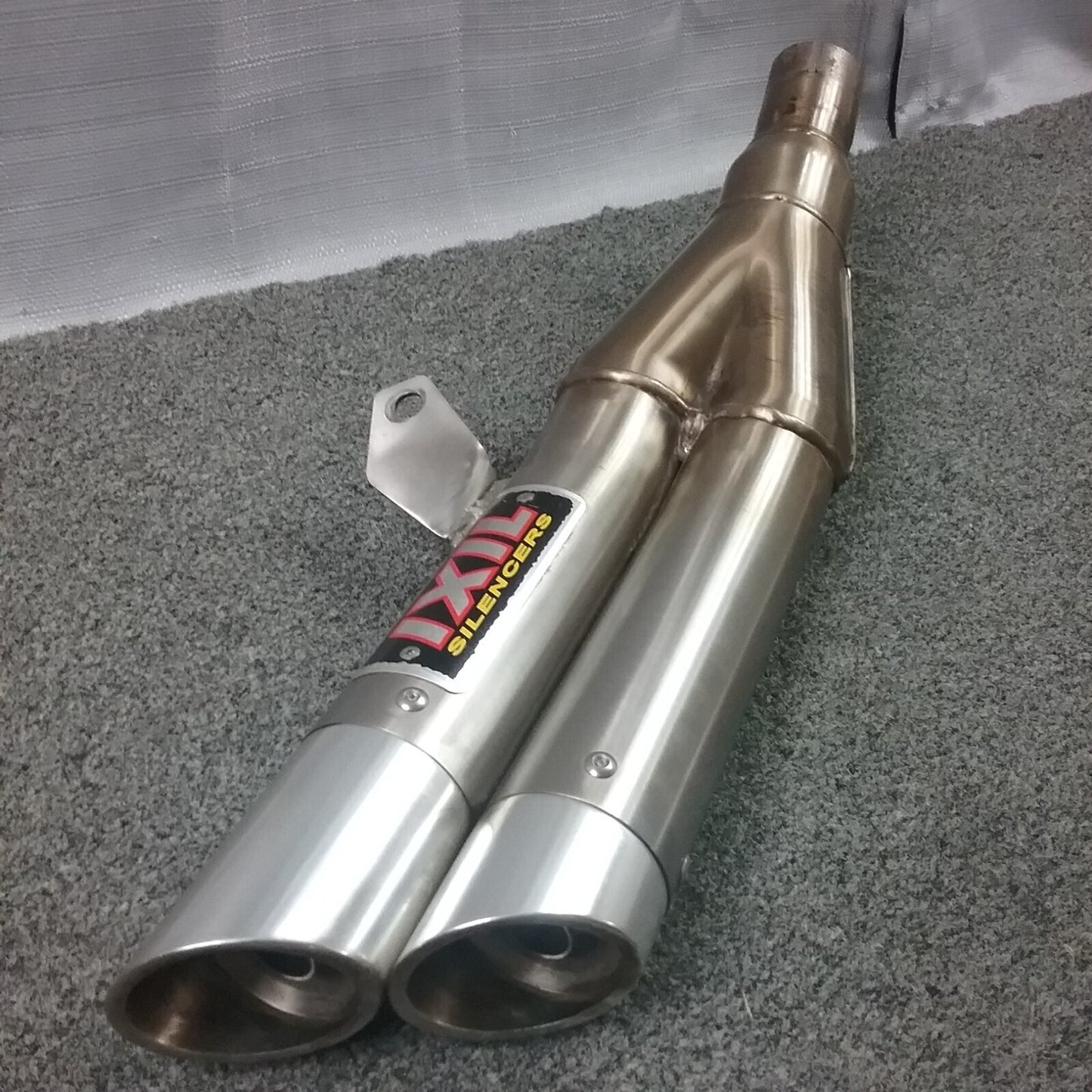 NEW IXIL EXAUST SPORTS MUFFLER 1029 KAWASAKI FT 6 N ER650A END SILENCER ABE