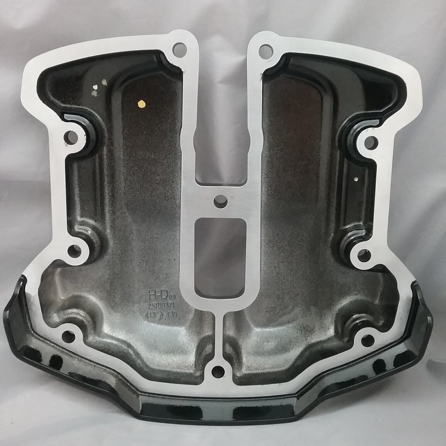 NEW GENUINE HARLEY-DAVIDSON 25700371 MILWAUKEE 8 GLOSS BLACK ROCKER BOX COVER