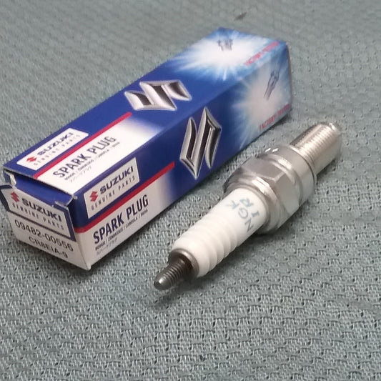 NEW GENUINE SUZUKI 09482-00556 SPARK PLUG