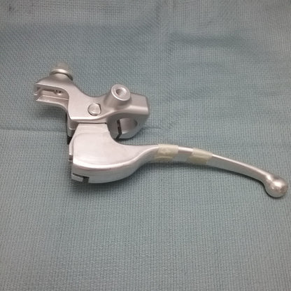 NEW SUZUKI 57500-48G00 LEVER ASSEMBLY, CLUTCH 2006-2009