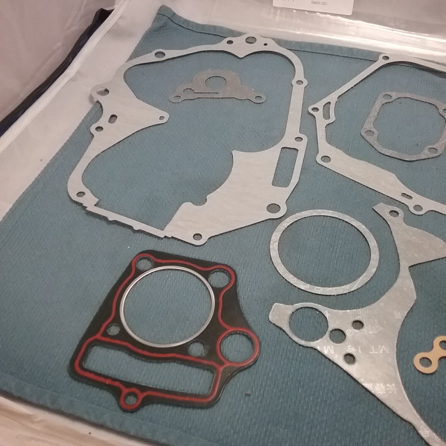 NEW SSR A00257-13-00 ENGINE GASKET SET