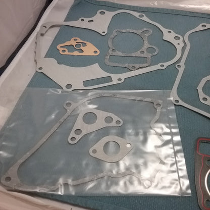 NEW SSR A00250-13-00 ENGINE GASKET SET