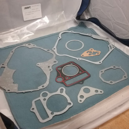 NEW SSR A00256-13-00 ENGINE GASKET SET