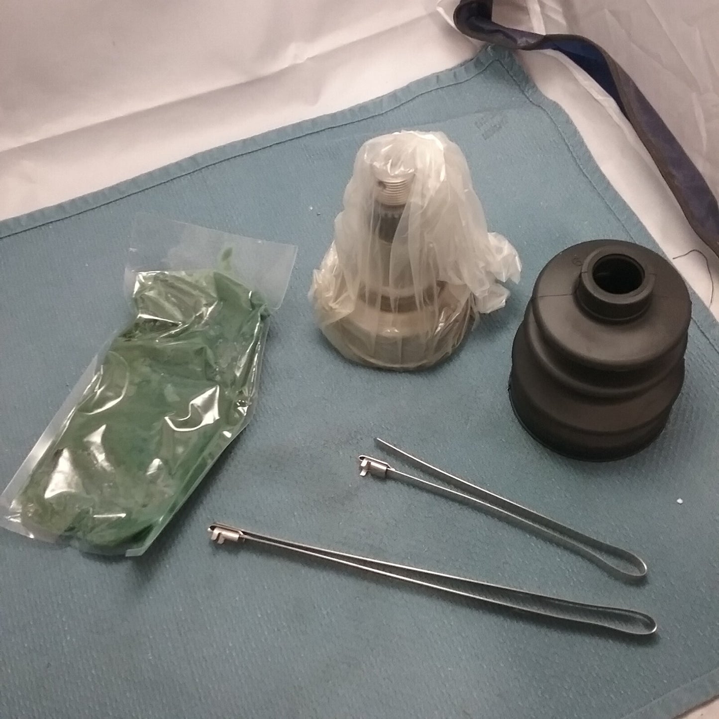 NEW MOOSE UTILITY CVJ614 CV JOINT KIT