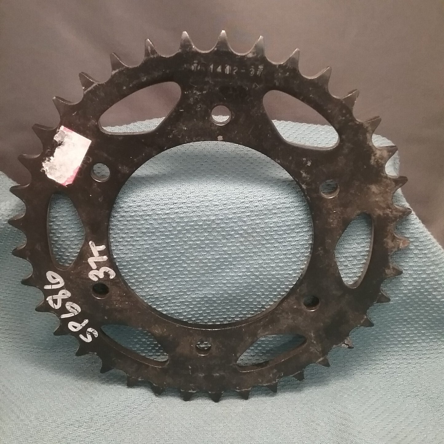 NEW JT SPROCKETS JTR1412-37 STEEL REAR SPROCKET 37T SP686