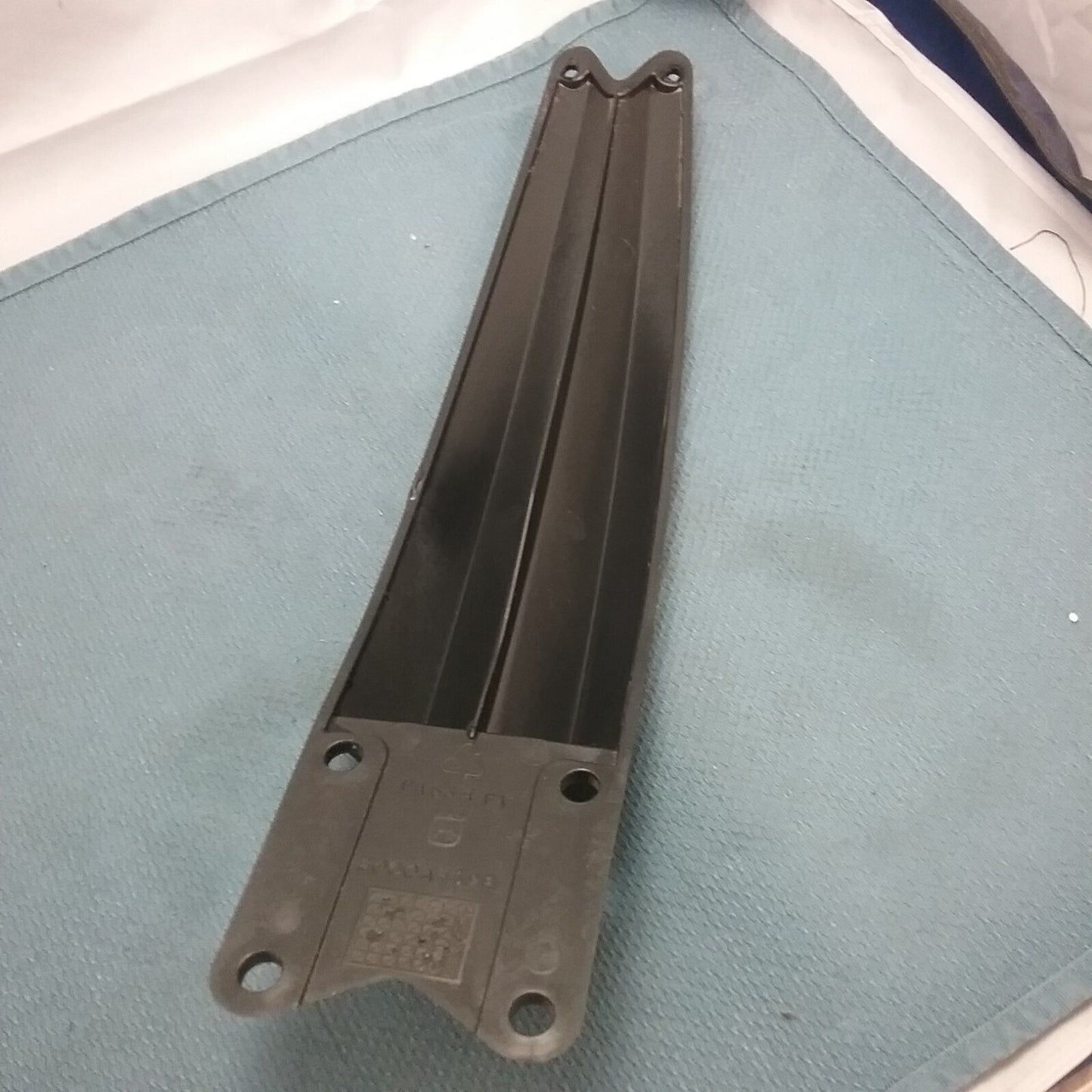 HUSQVARNA 8000A4198 FRONT MUDGUARD REIFORCEMENT