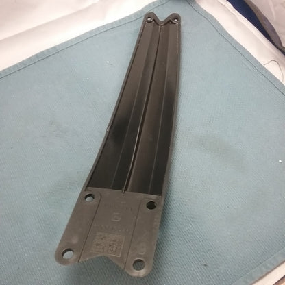 HUSQVARNA 8000A4198 FRONT MUDGUARD REIFORCEMENT