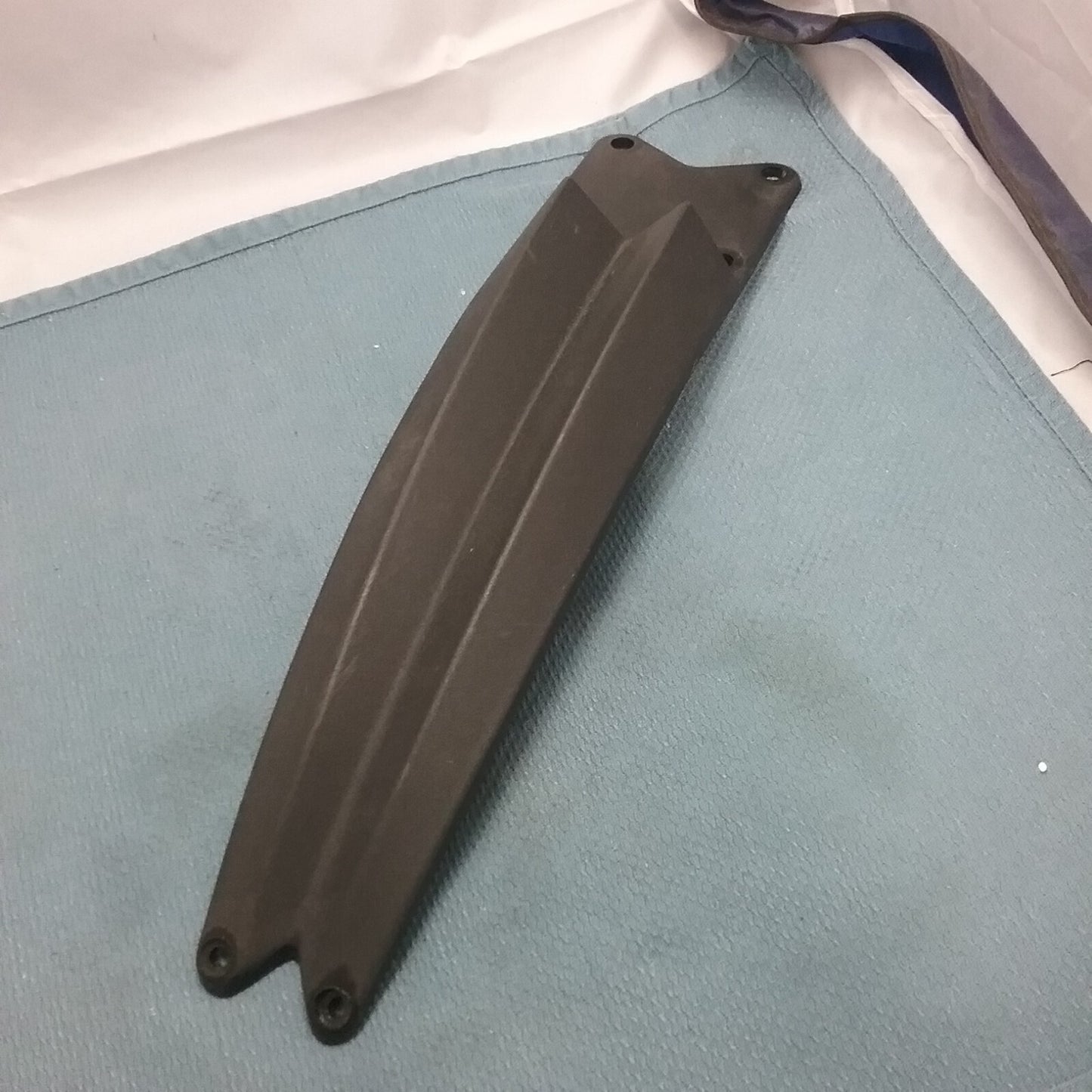 HUSQVARNA 8000A4198 FRONT MUDGUARD REIFORCEMENT