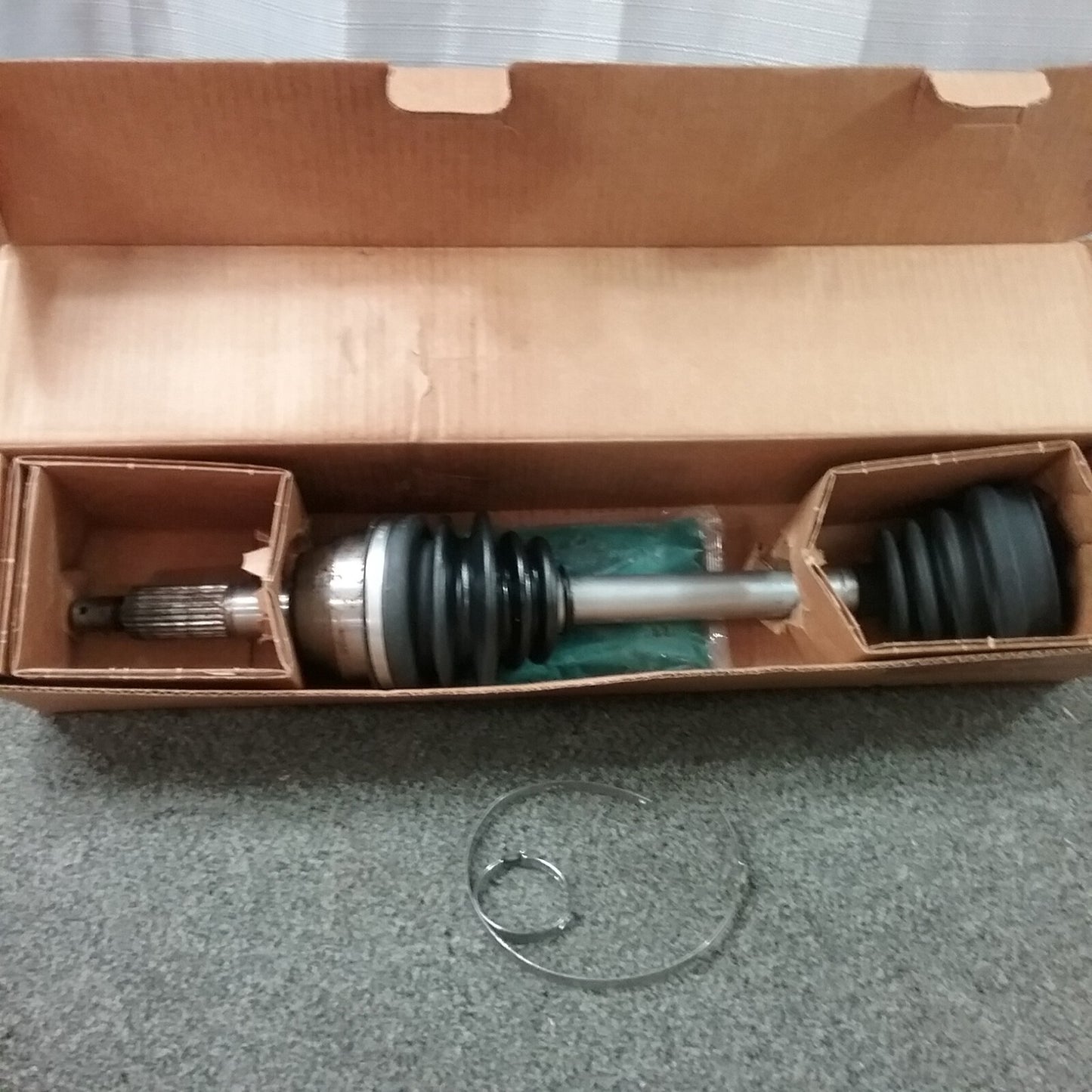 NEW WIDE OPEN CV6970 / 518-2001 OUTBOARD 1/2 SHAFT, REAR, LEFT, SPORTSMAN 400