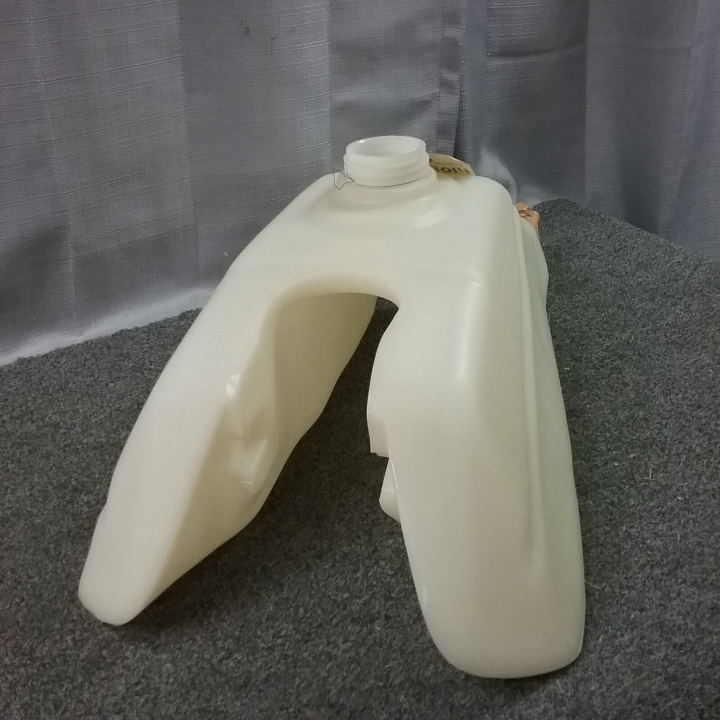 NEW CLARKE 11309-01 GAS TANK REPLACES HONDA TRX200 84 FT49014 CAP NOT INCLUDED