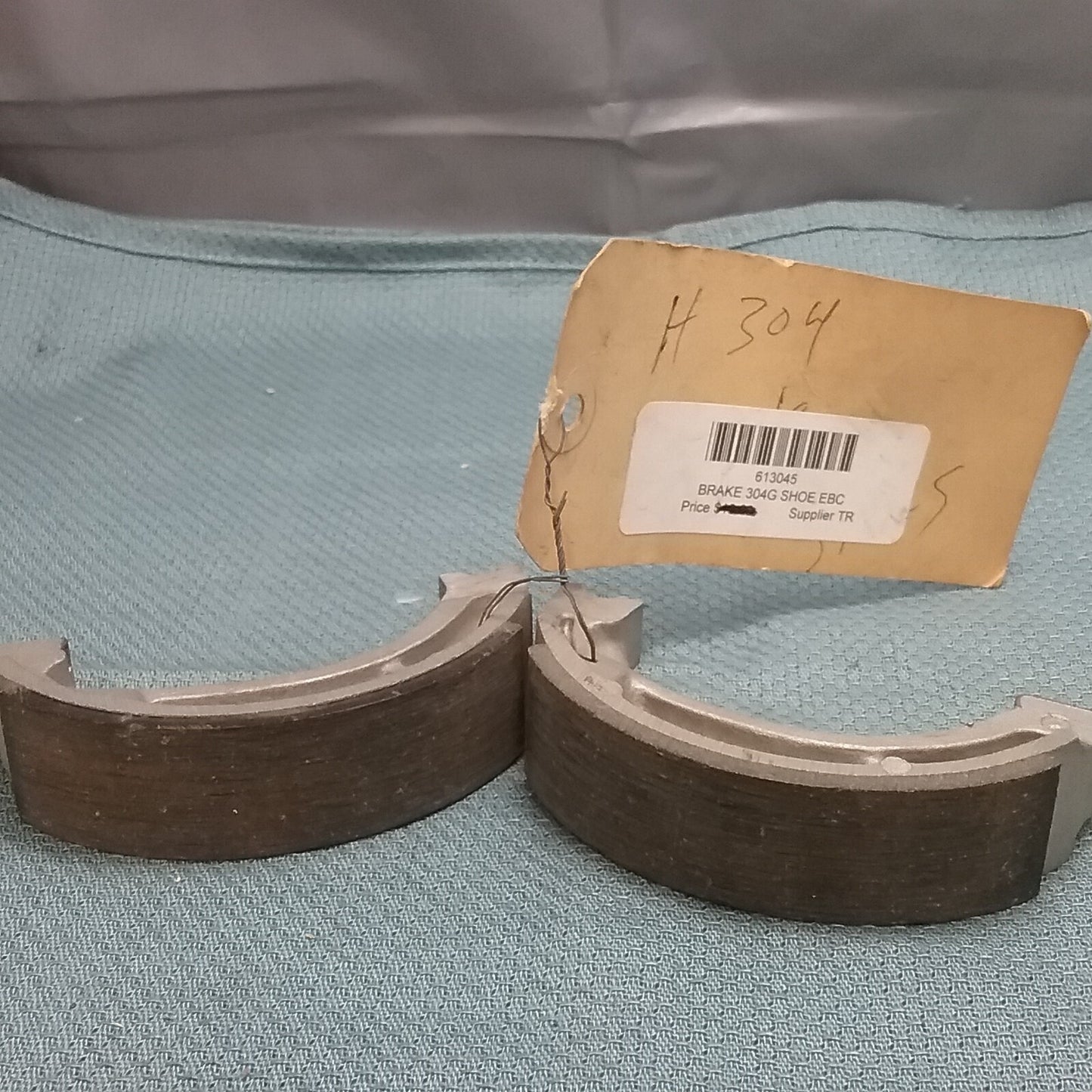 NEW EBC 304G GROOVED BRAKE SHOES HONDA