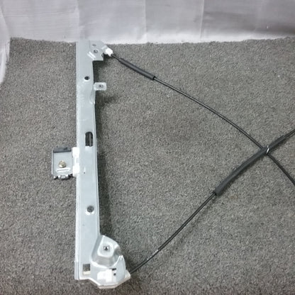 NEW GENIUNE GM 19120095 FRONT DRIVER SIDE POWER WINDOW REGULATOR WITHOUT MOTOR
