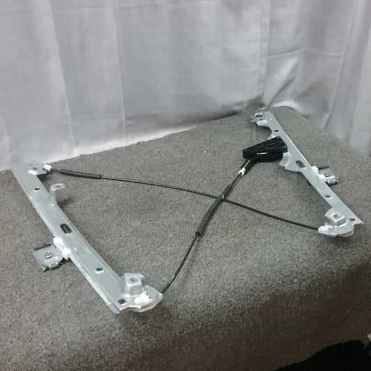 NEW GENIUNE GM 19120095 FRONT DRIVER SIDE POWER WINDOW REGULATOR WITHOUT MOTOR
