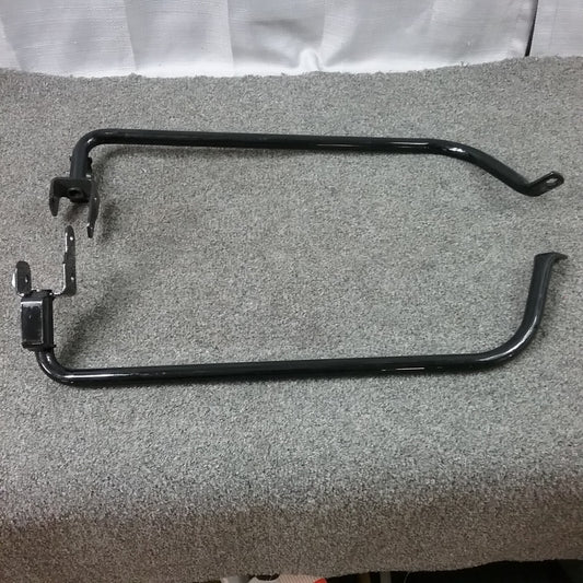 NEW HARLEY-DAVIDSON B3902834 SADDLEBAG SUPPORT BRACKET GUARD MOUNT RAILS