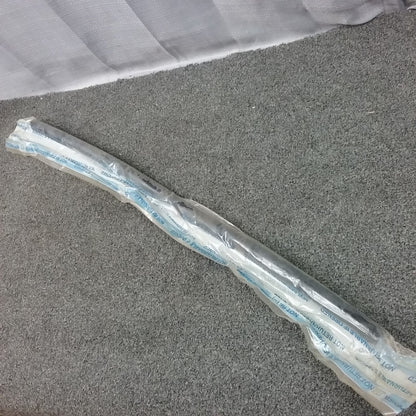 GENIUNE GENERAL MOTORS 10.093 WINDSHIELD UPPER REVEAL MOLDING GM 10253410