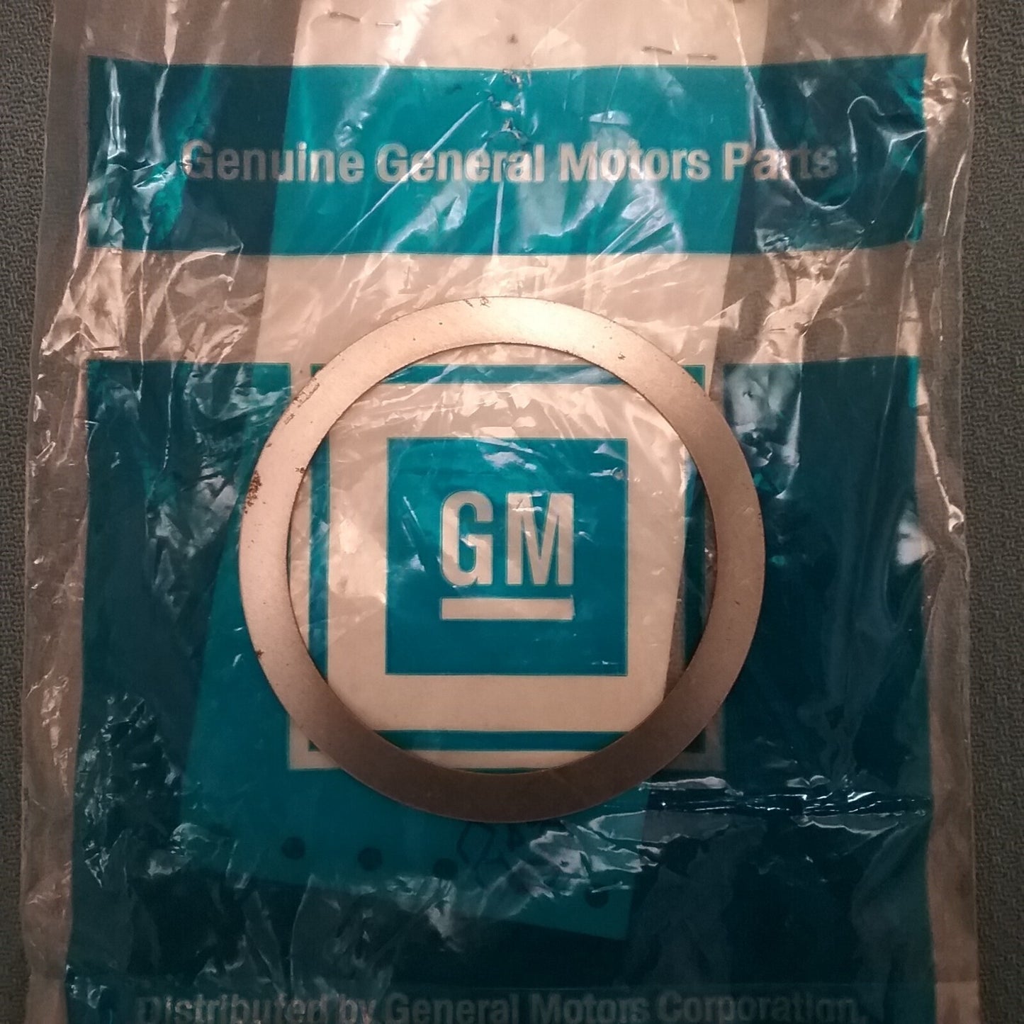 NEW GENUINE GM 15636199 Shim, Mainshaft Rear Bearing (.0253, .0263)